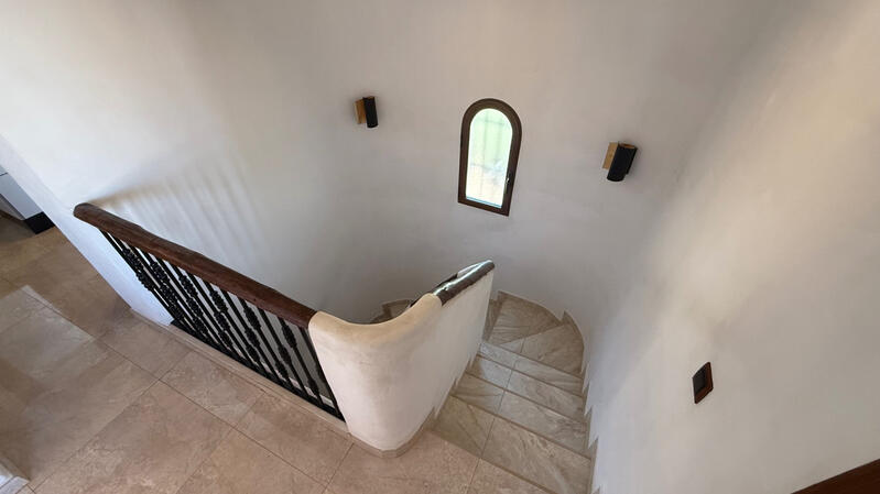 4 Schlafzimmer Villa zu verkaufen