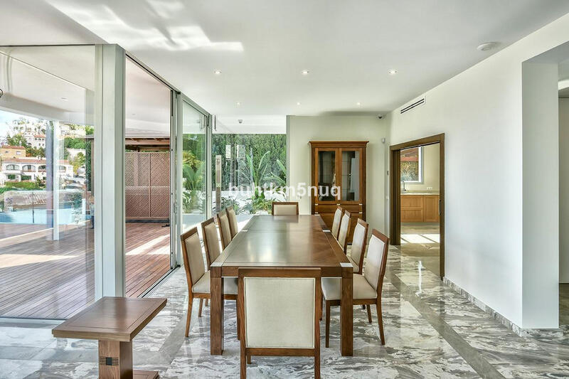 3 Cuarto Villa en venta