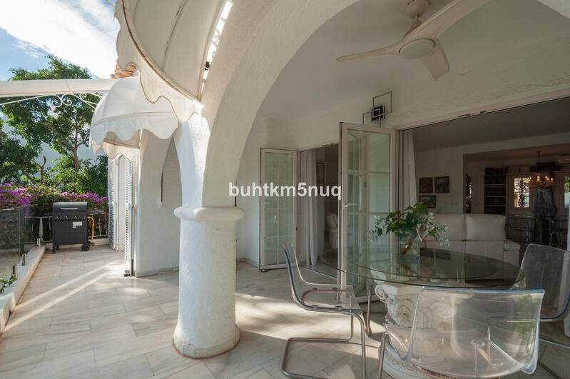 4 bedroom Villa for sale