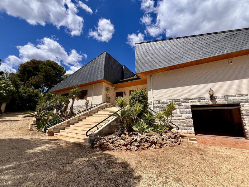 4 chambre Villa à vendre