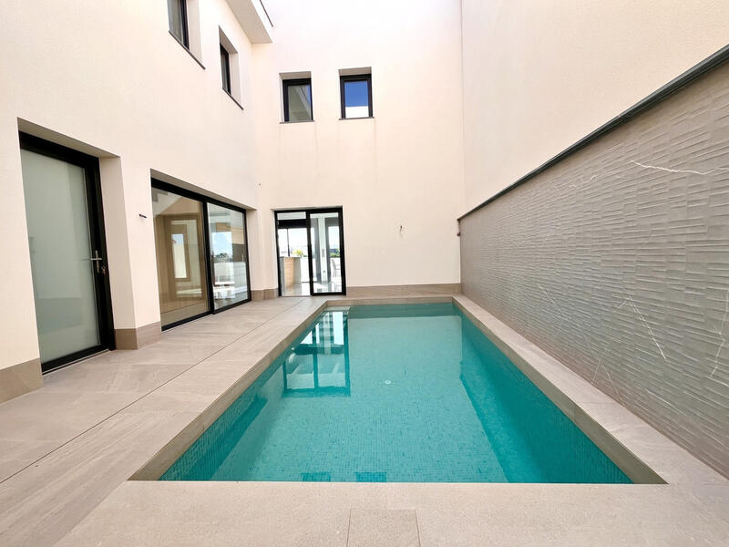 3 Cuarto Villa en venta