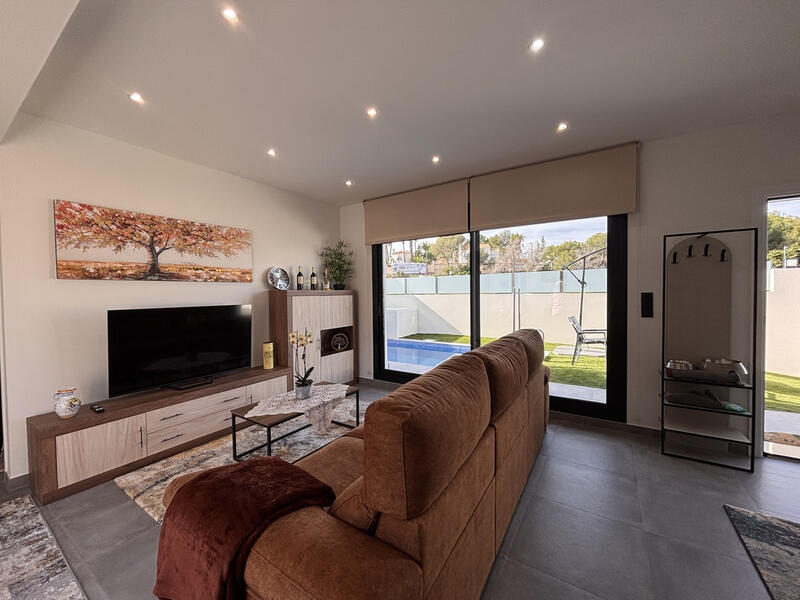 2 bedroom Villa for sale