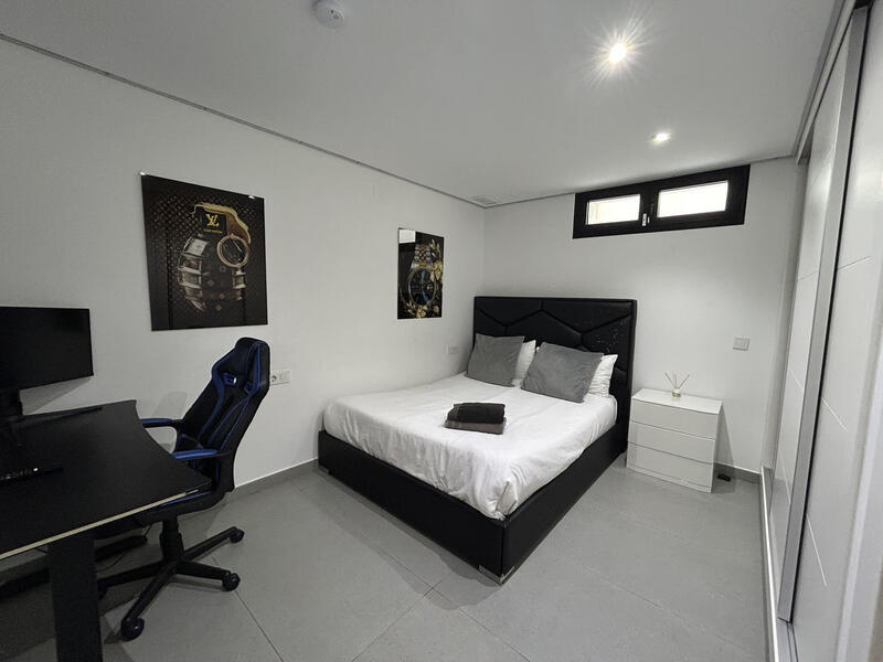 5 slaapkamer Villa Te koop