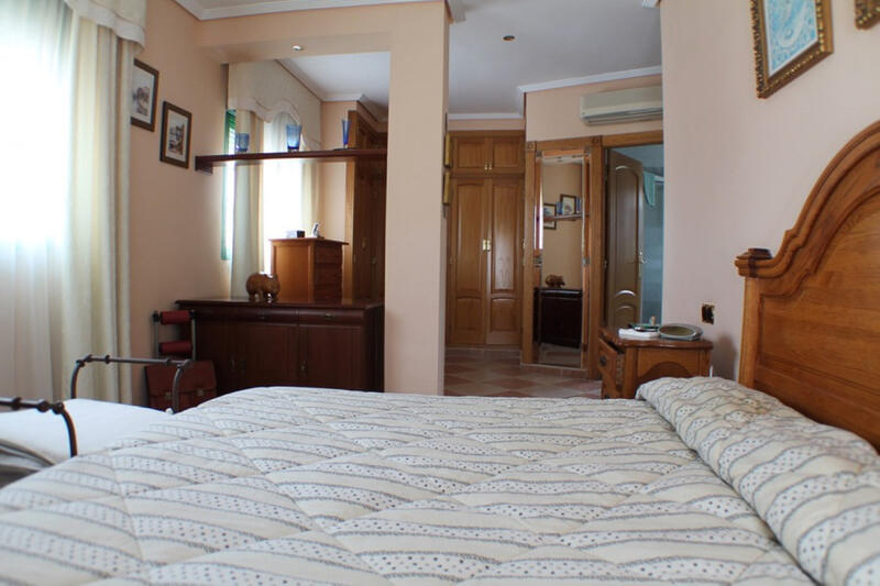 6 soverom Villa til salgs