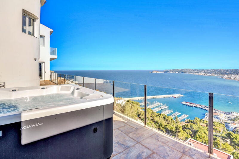 5 bedroom Villa for sale