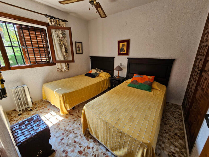 6 Cuarto Villa en venta
