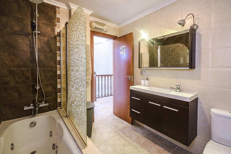 4 chambre Villa à vendre