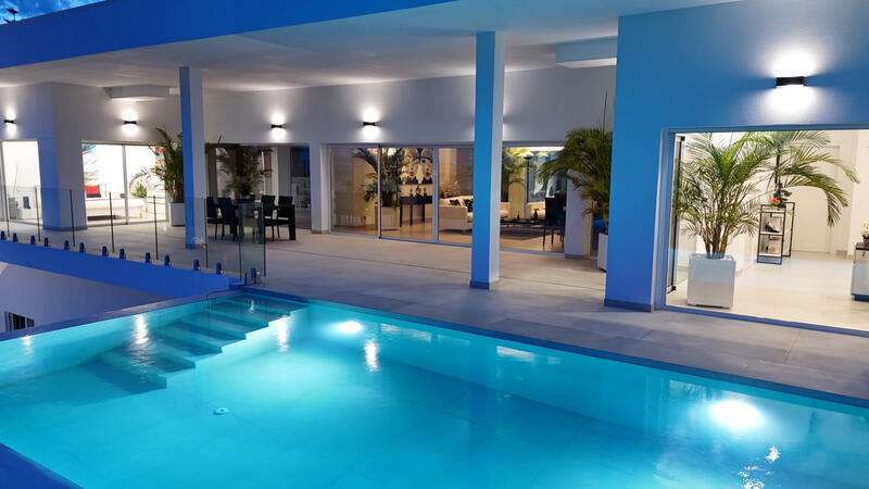 5 soverom Villa til salgs