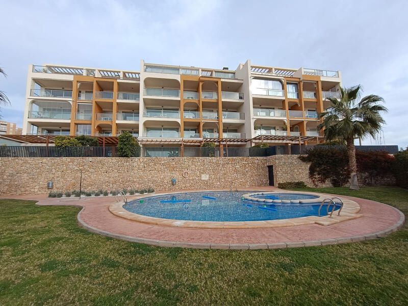 квартира продается в Villajoyosa, Alicante