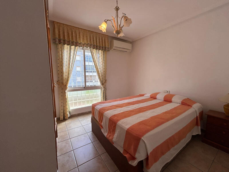 3 slaapkamer Gezinswoning Te koop