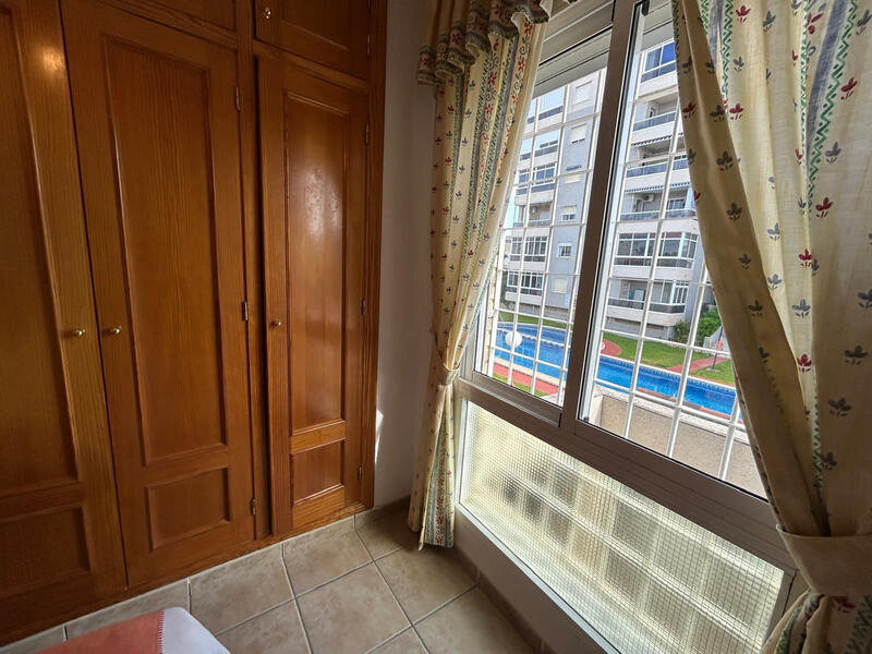 3 slaapkamer Gezinswoning Te koop