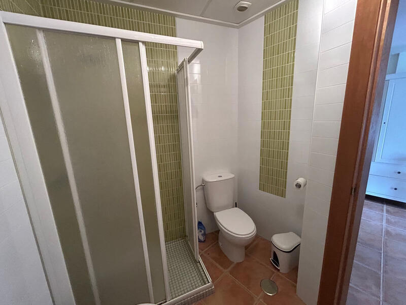 2 Schlafzimmer Stadthaus zu verkaufen