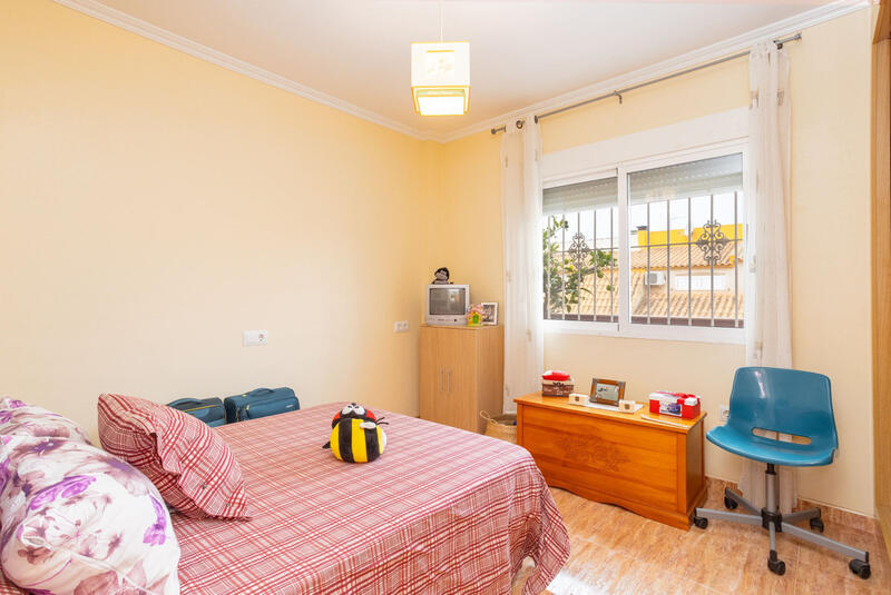 4 Cuarto Adosado en venta