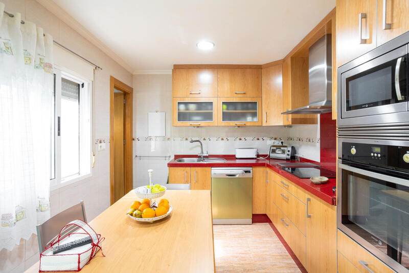 4 Cuarto Adosado en venta