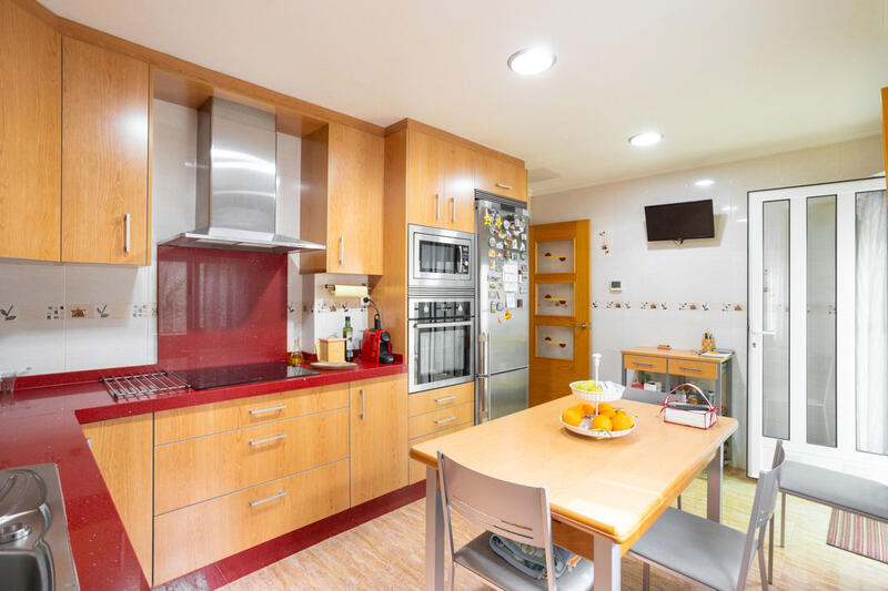 4 Cuarto Adosado en venta