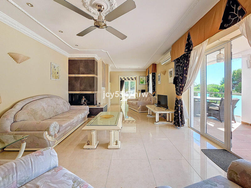 5 Cuarto Villa en venta