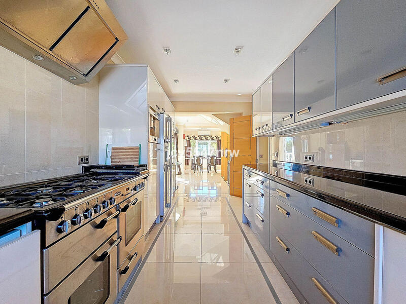 5 Cuarto Villa en venta