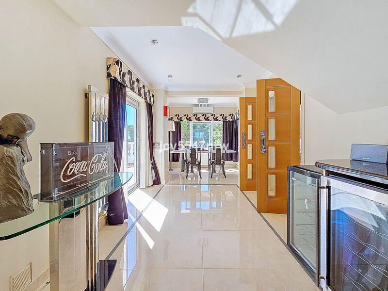 5 Cuarto Villa en venta