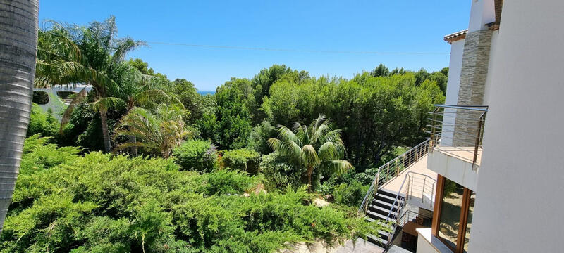 7 спальная комната вилла продается