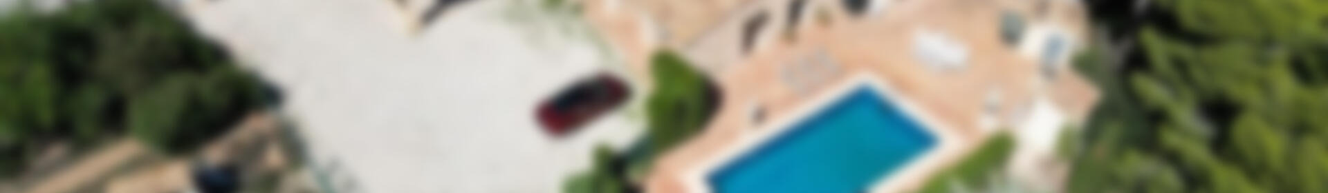 4 спальная комната Деревенский Дом продается