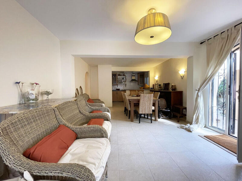 4 chambre Villa à vendre