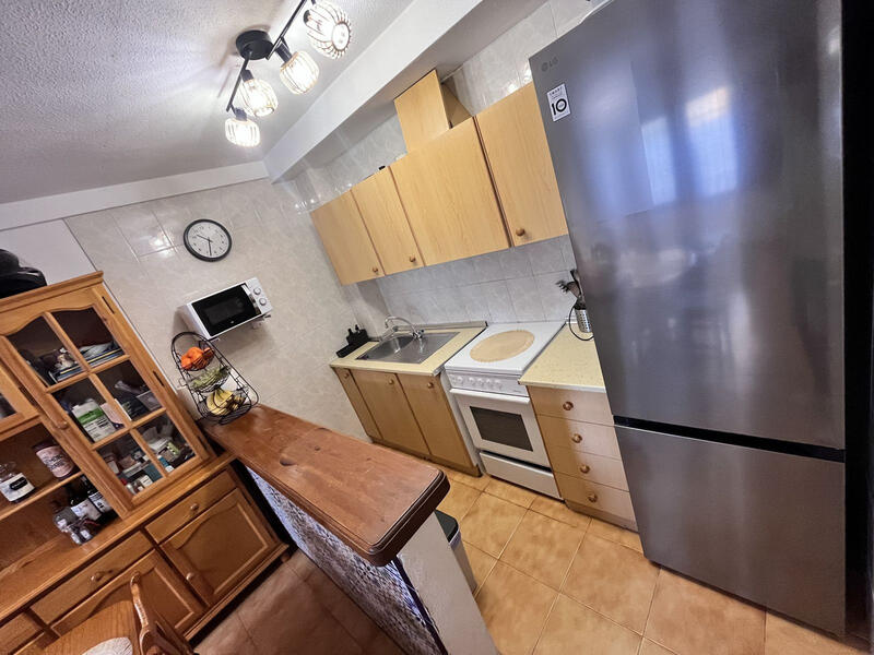 4 bedroom Townhouse for sale