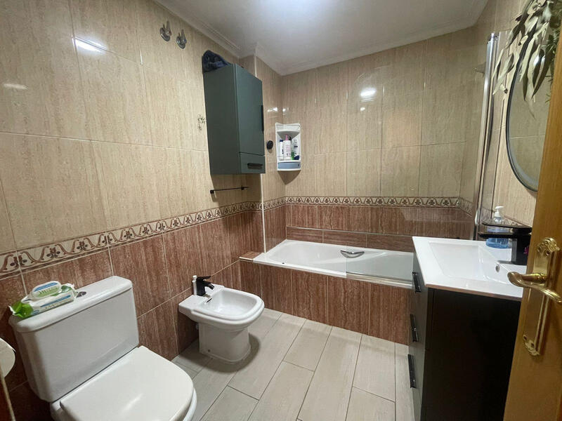 4 slaapkamer Appartement Te koop