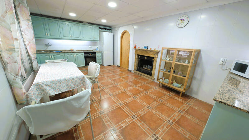 3 bedroom Country House for sale