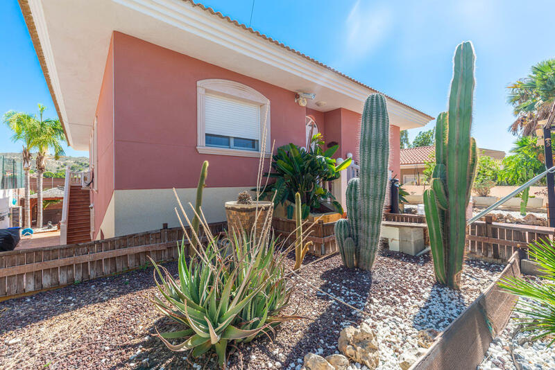 5 soverom Villa til salgs