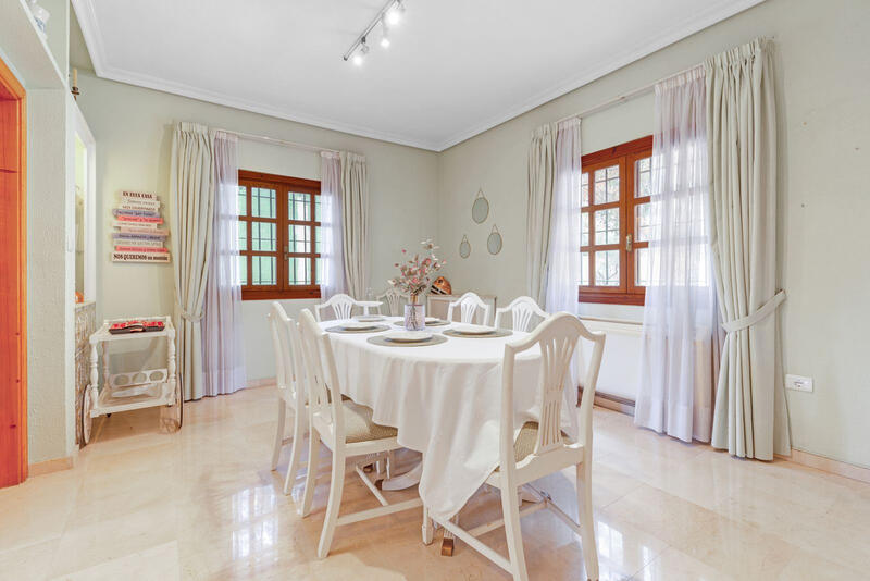 5 slaapkamer Villa Te koop