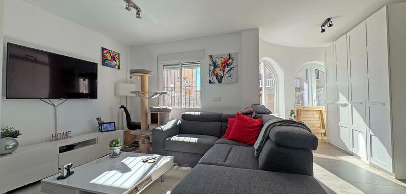 2 Schlafzimmer Stadthaus zu verkaufen