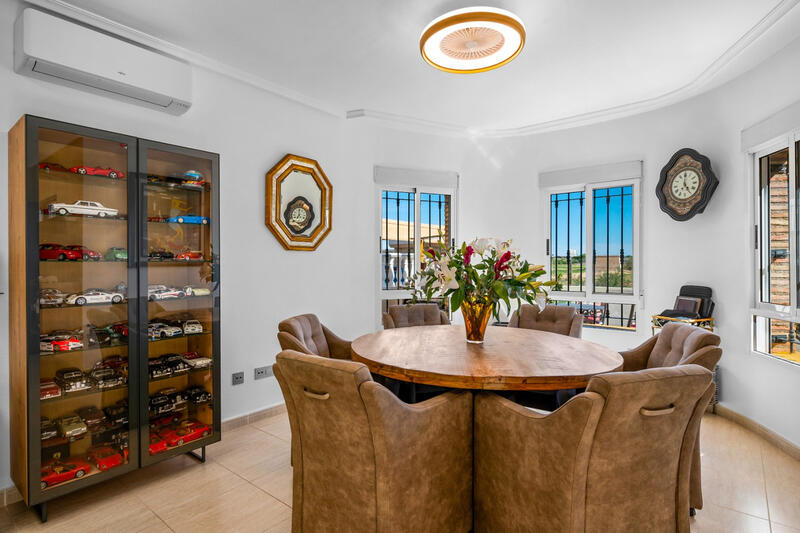 3 Schlafzimmer Villa zu verkaufen