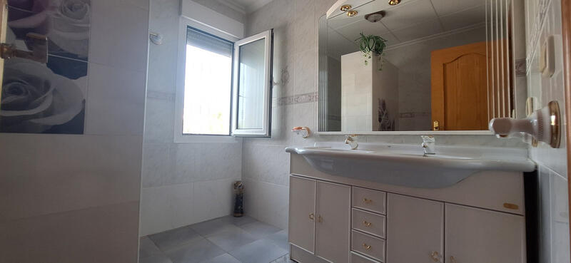 7 chambre Villa à vendre