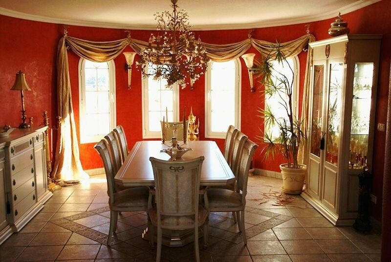 8 sovrum Villa till salu