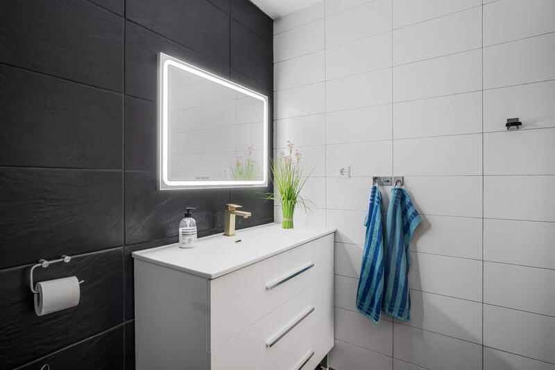 2 bedroom Townhouse for sale