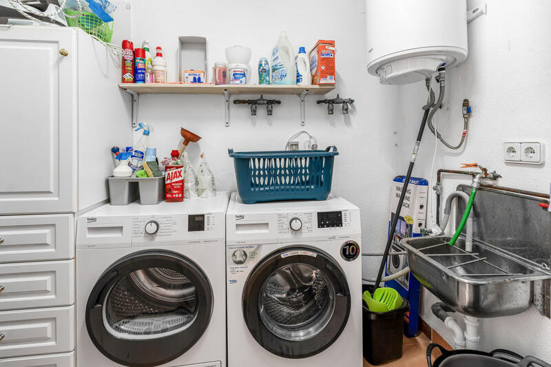 8 sovrum Villa till salu