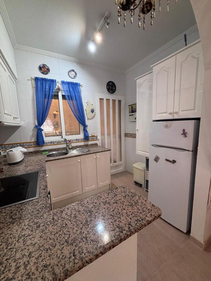 2 bedroom Townhouse for sale