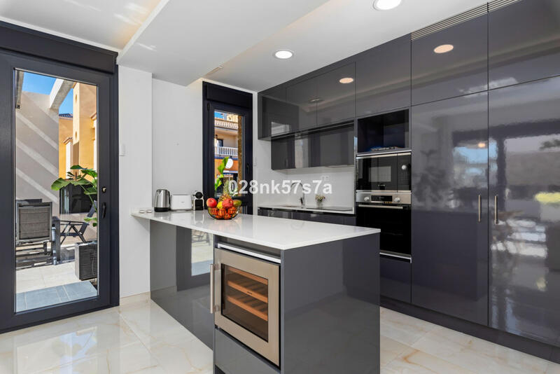 4 bedroom Villa for sale