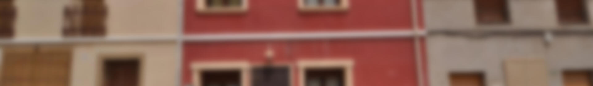 4 slaapkamer Gezinswoning Te koop