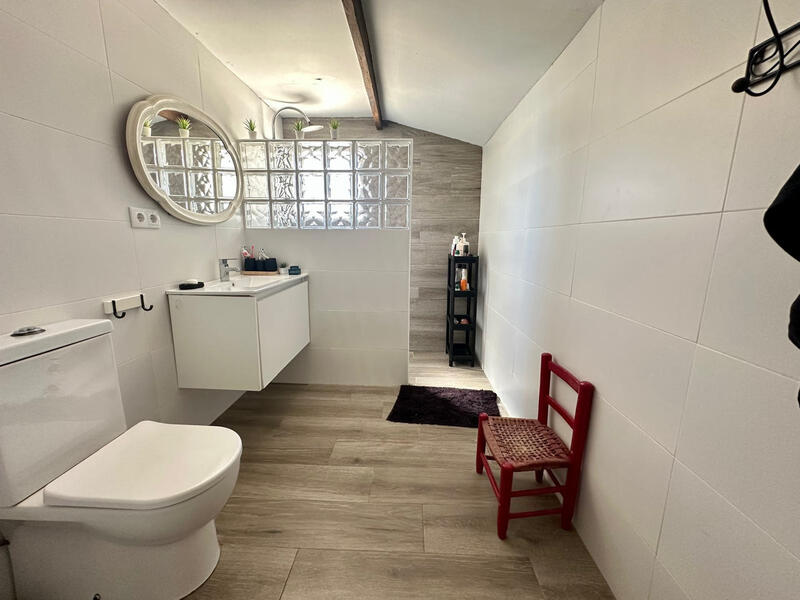 5 bedroom Villa for sale