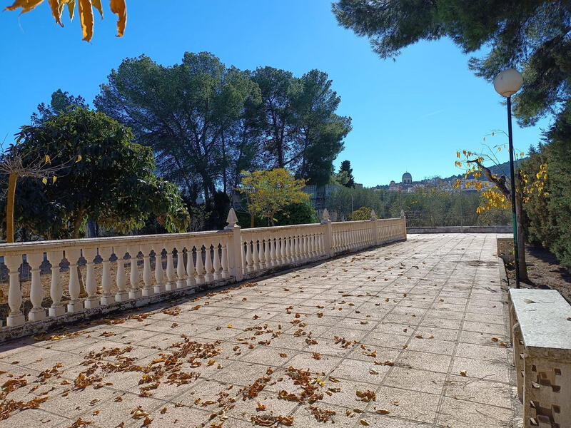 5 спальная комната вилла продается