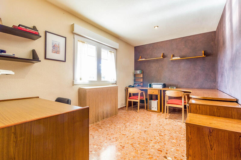 7 bedroom Villa for sale