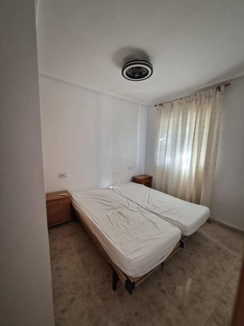 5 спальная комната квартира продается