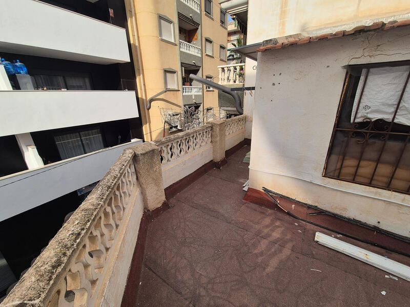 2 Cuarto Adosado en venta