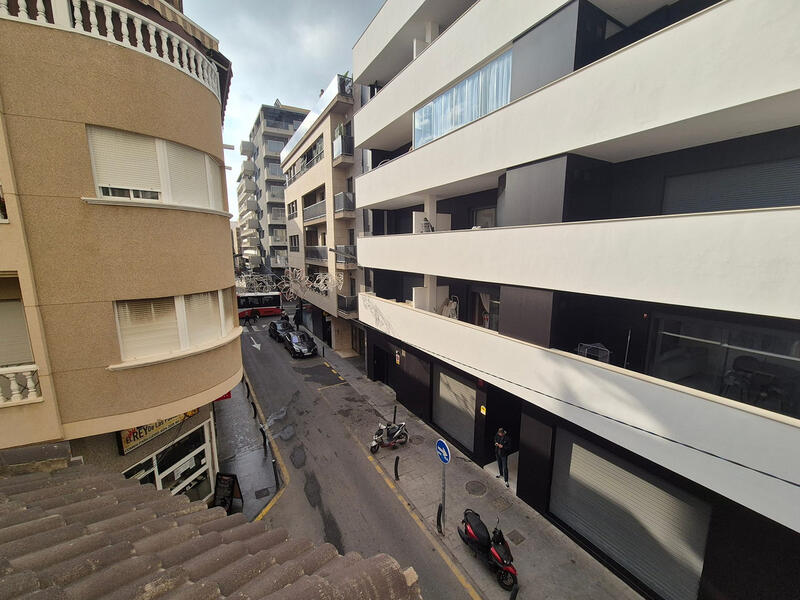 2 Cuarto Adosado en venta