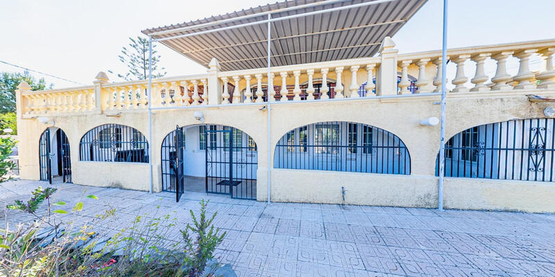 8 chambre Villa à vendre