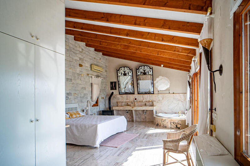 4 slaapkamer Villa Te koop