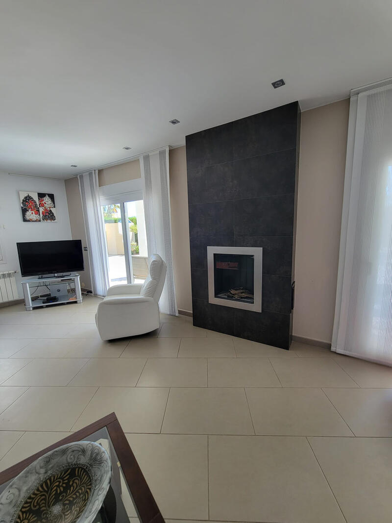 3 bedroom Villa for sale