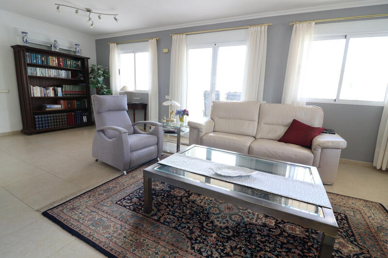 3 bedroom Villa for sale