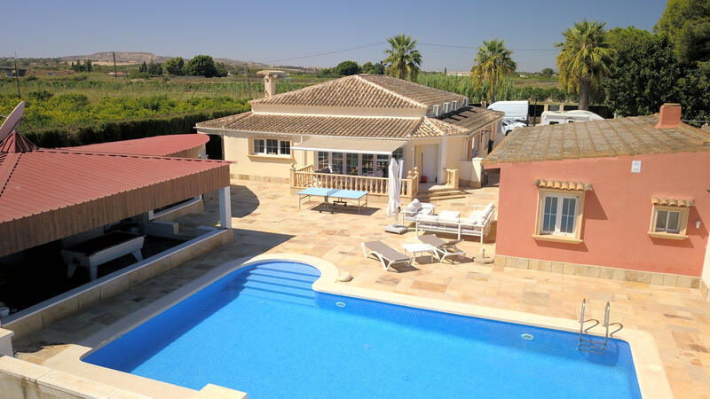 6 slaapkamer Villa Te koop